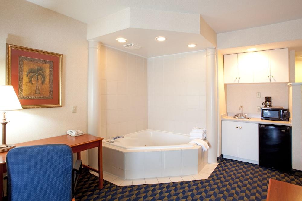 Holiday Inn Express & Suites Orangeburg By Ihg Exteriör bild